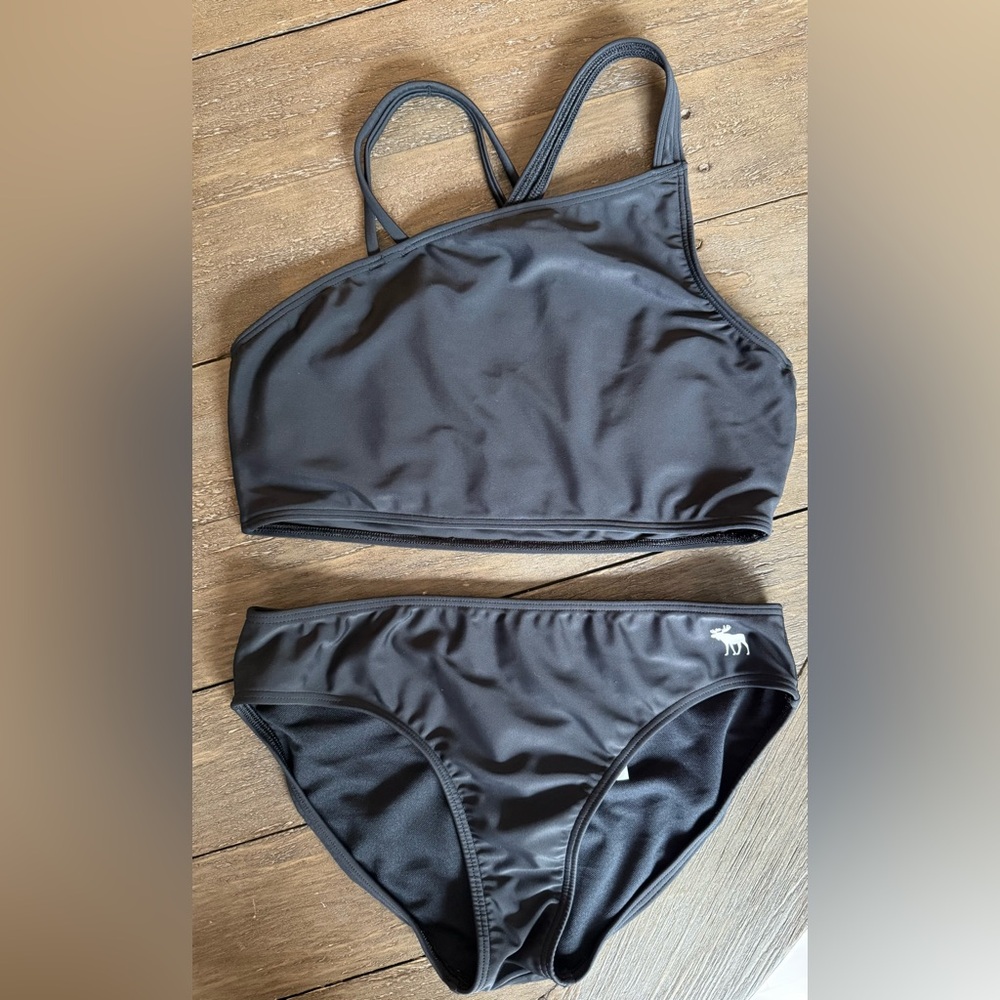 NWOT Abercrombie Girls two piece swimsuit, Size 15/16